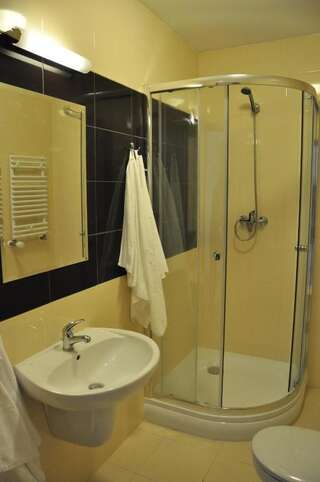Отели типа «постель и завтрак» MCEW Studnia Плоцк Одноместный номер с собственной ванной комнатой-22